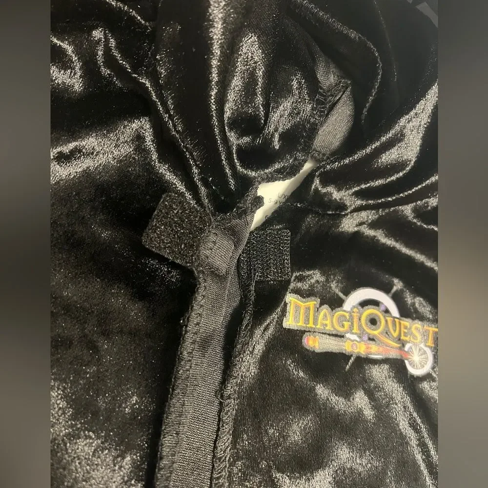 MagiQuest Black Hooded Cape L XL 5 -7 years